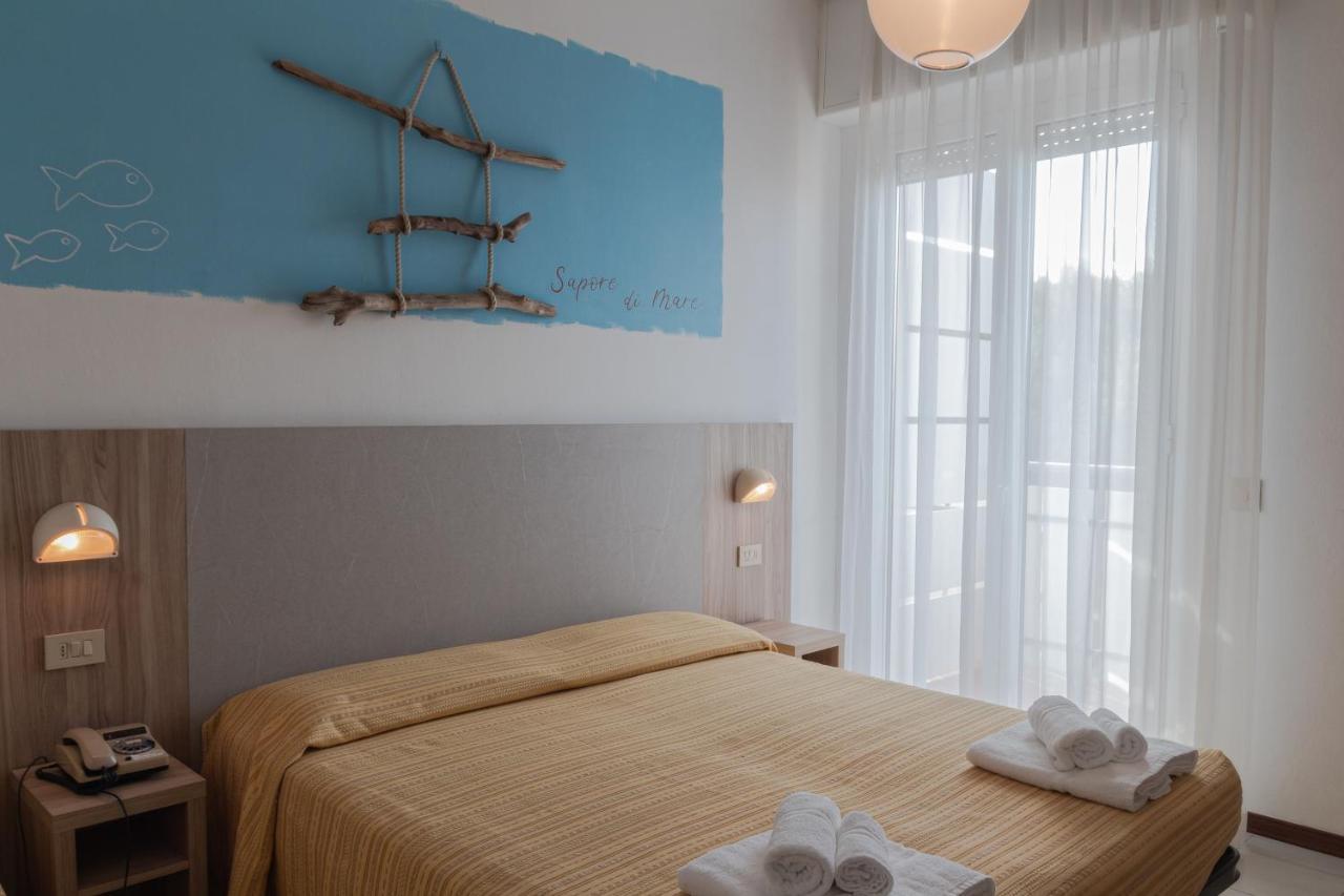 Hotel Astrid Червия Экстерьер фото
