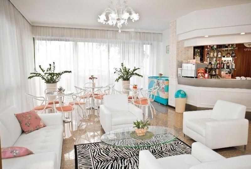 Hotel Astrid Червия Экстерьер фото